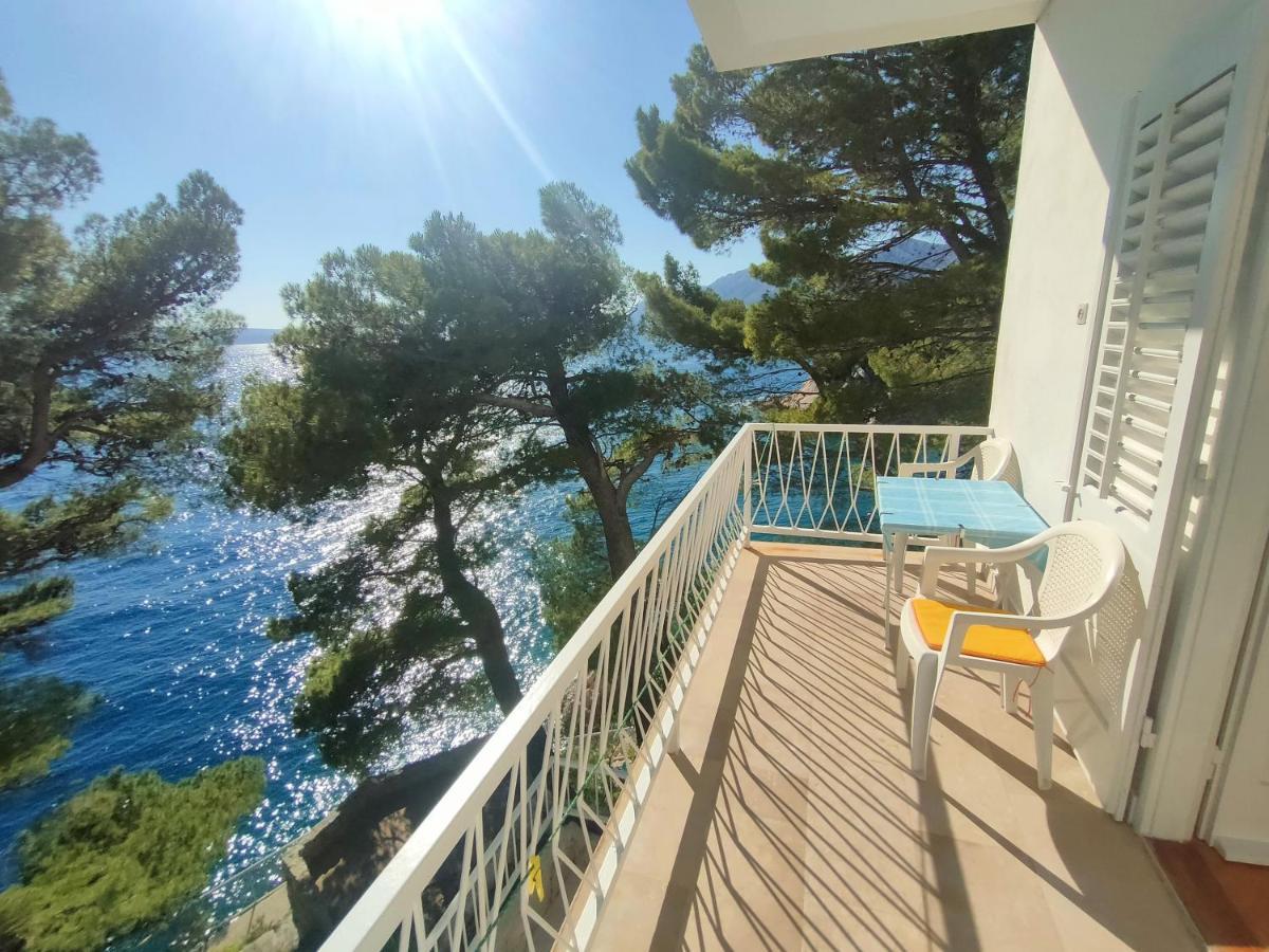 Апартаменты Brela Beach Retreat Экстерьер фото